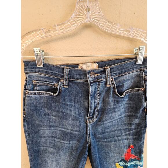 Free People Embroidered Bird Raw Hem Skinny Jeans Sz 28 Peacock Floral - Picture 8 of 15